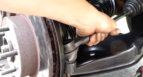 How to Tell if a Tie Rod is Loose