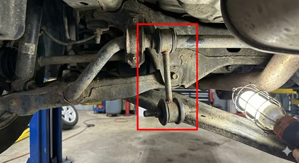 Symptoms of a Bad Sway Bar Link